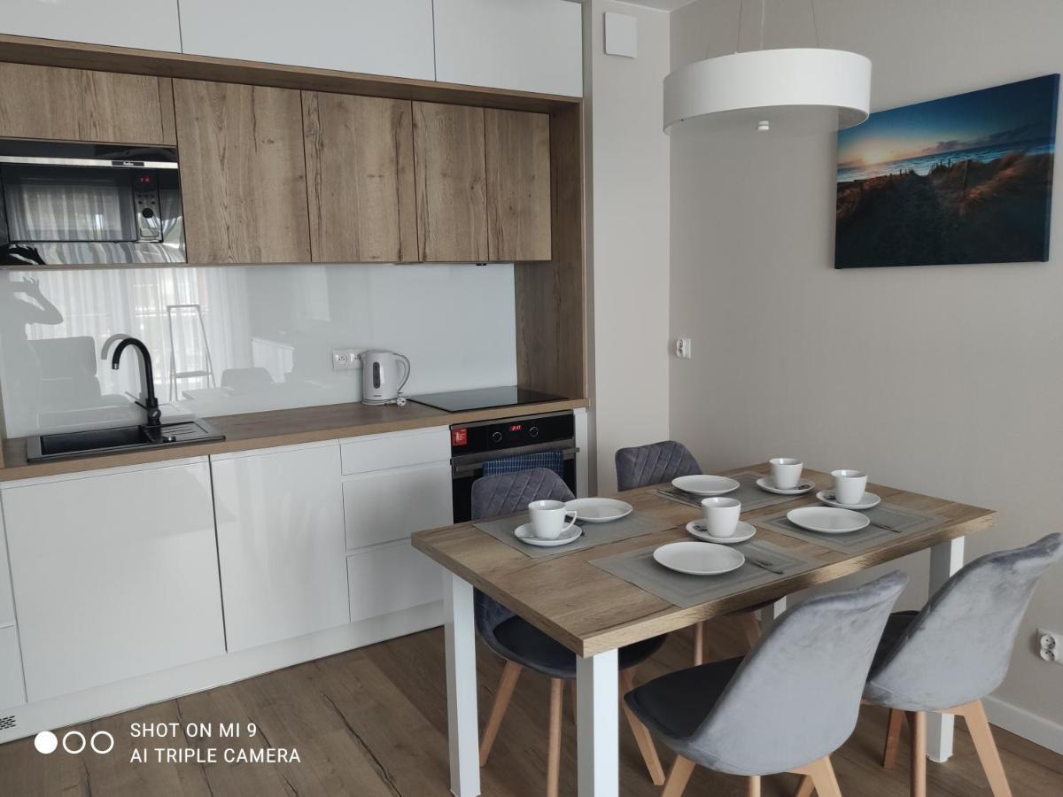 Apartament Szafir W Budynku Basenowym Morska Klifowa Rewal Exterior foto